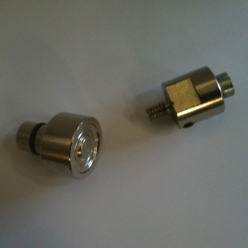Jeu de sertissage pour oeillets